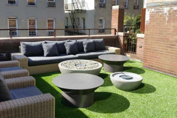 Mantenimiento de grass artificial